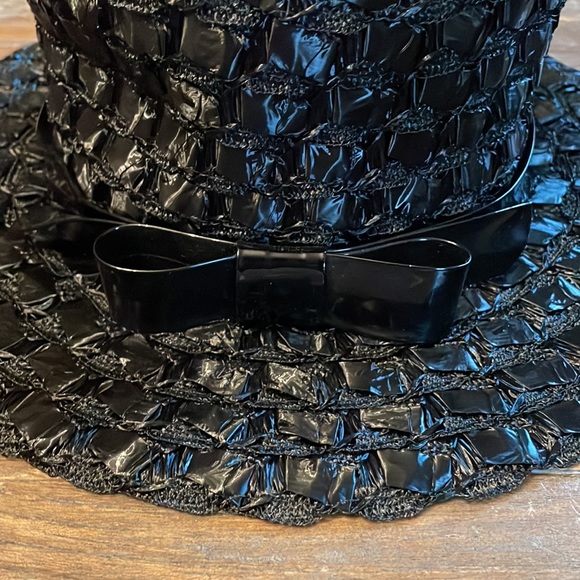 Vintage Woven Straw Hat🖤 - Picture 5 of 8